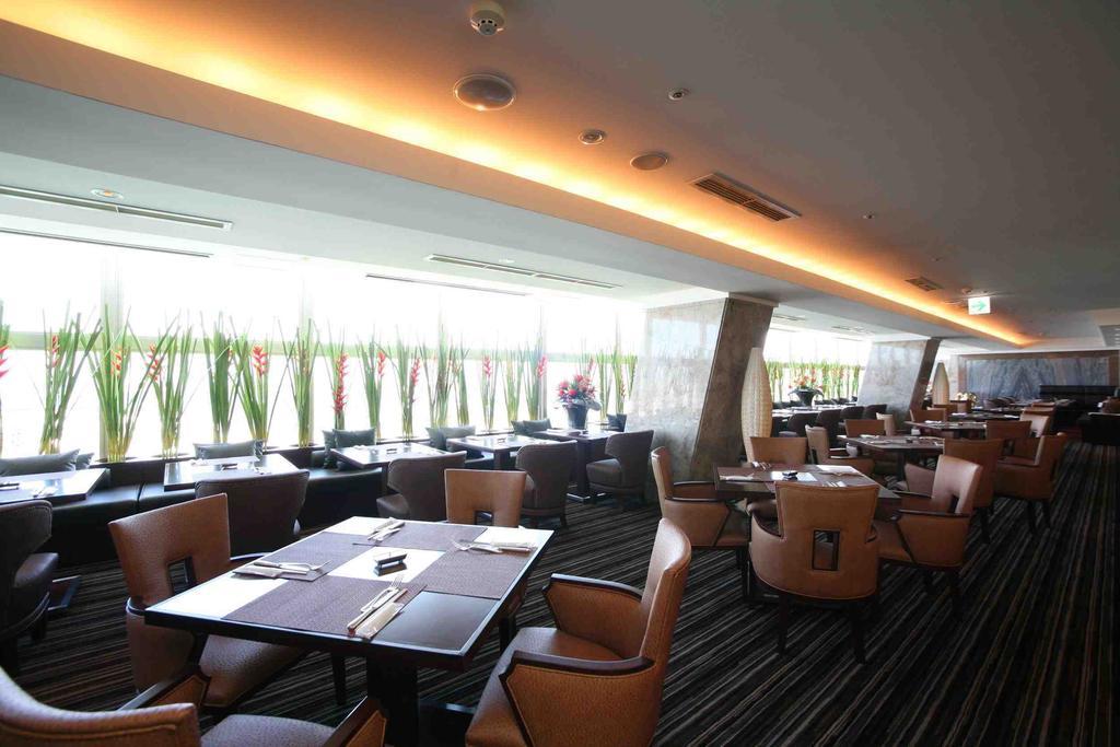 Okinawa Kariyushi Urban Resort Naha Bagian luar foto